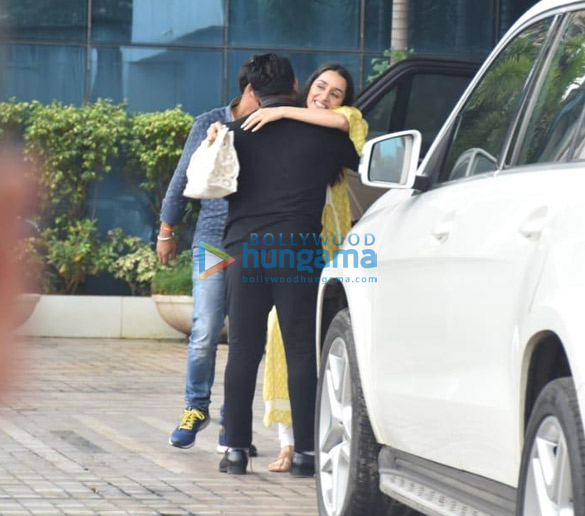 photos shraddha kapoor snapped at sajid nadiadwalas office in andheri 1