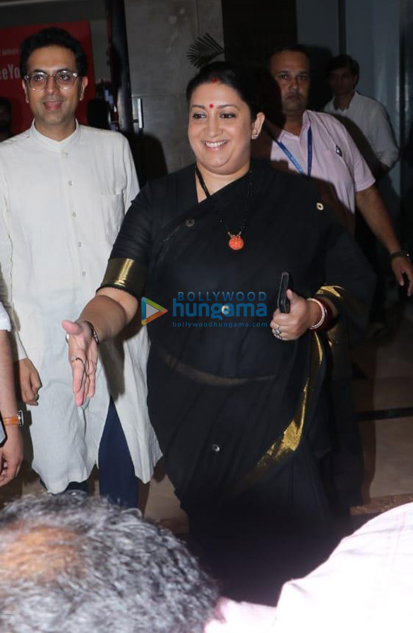 photos smriti irani snapped at lakme fashion week winterfestive 2019 2