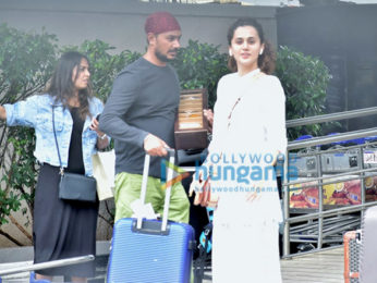 Photos: Taapsee Pannu, Kirti Kulhari, Akshay Kumar snapped at the airport