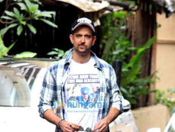 Photos: Hrithik Roshan snapped in Mumbai promoting War