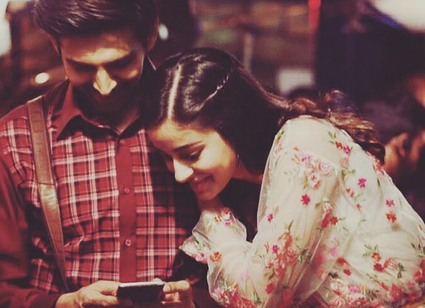 Kartik Aaryan and Ananya Panday celebrate as they wrap the shoot for Pati Patni Aur Woh