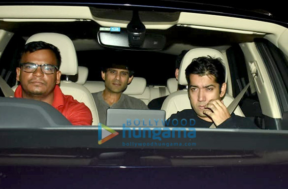 photos aamir khan shah rukh khan deepika padukone and others celebs attend ranbir kapoors birthday party 10