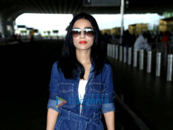 Photos: Ajay Devgn and Amrita Rao snapped at the airport
