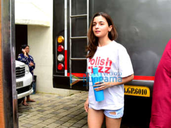 Photos: Alia Bhatt spotted on location shooting for Sadak 2 in Bandra
