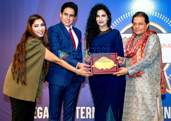 Photos: Anup Jalota and Soma Ghosh at Legacy International Business Awards in Singapore Photos: Anup Jalota and Soma Ghosh at Legacy International Business Awards in Singapore