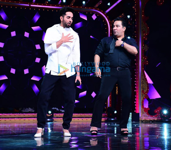 Photos: Ayushmann Khurrana snapped on sets of Nach Baliye 9 promoting his film Dream Girl Photos: Ayushmann Khurrana snapped on sets of Nach Baliye 9 promoting his film Dream Girl