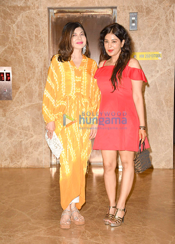 photos celebs grace ramesh s tauranis musical get together party at his house 4