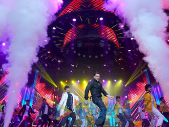 Photos: Celebs grace the 20th IIFA Awards 2019 at NSCI, Dome