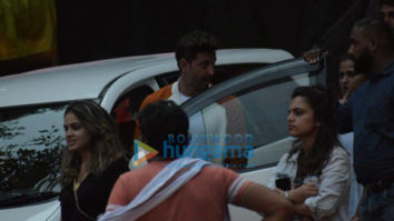 Photos: Hrithik Roshan snapped in Mumbai