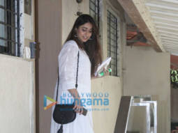 Photos: Ileana D’Cruz spotted at the Matrix office in Bandra