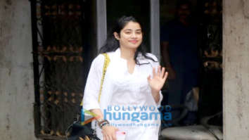 Photos: Janhvi Kapoor spotted outside her pilates class