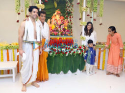 Photos: Jeetendra and Tusshar Kapoor snapped during Ganpati puja at their residence