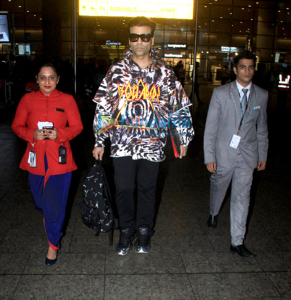 photos karan johar and ahan shetty snapped at the airport 3