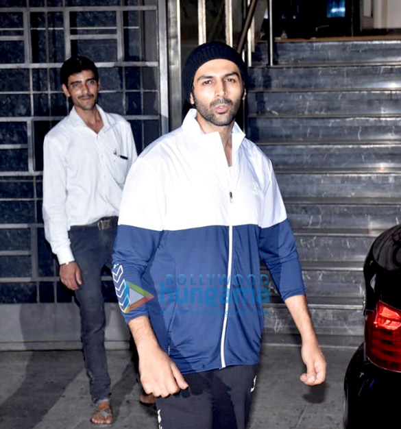 photos kartik aaryan snapped at the gym in juhu 2