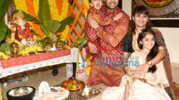 Photos: Maniesh Paul snapped with his family during Ganpati puja at his residence