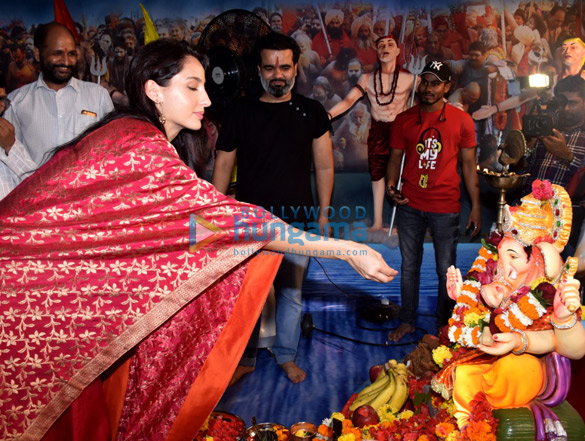 photos nora fatehi pays respect to lord ganesha at t series office1