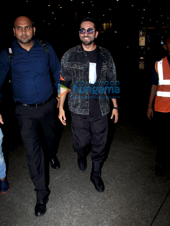 photos nushrat bharucha and ayushmann khurrana snapped at the airport 2