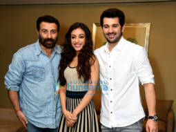 Photos: Sunny Deol, Karan Deol and Sahher Bambba snapped during Pal Pal Dil Ke Paas promotions in New Delhi