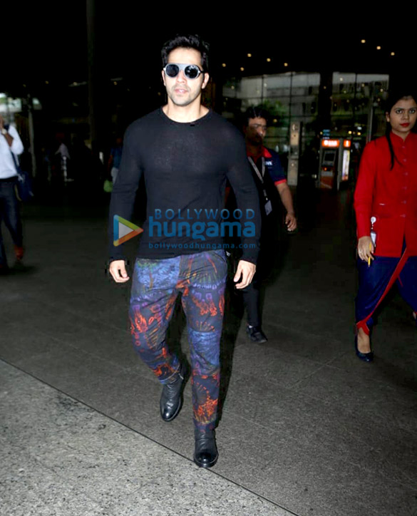 photos sunny leone evelyn sharma ananya panday and others snapped at the airport5