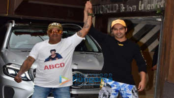 Photos: Varun Dhawan snapped at gym in Juhu