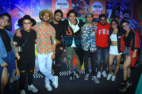 photos varun dhawan snapped attending the breezer vivid shuffle event 1