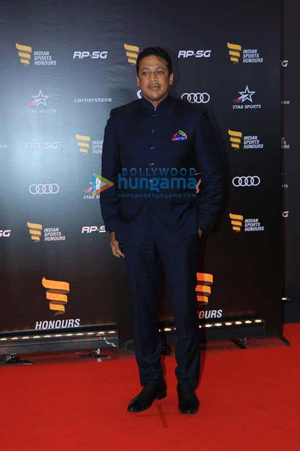 photos virat kohli anushka sharma and others snapped at indian sports honors 2019 012 5