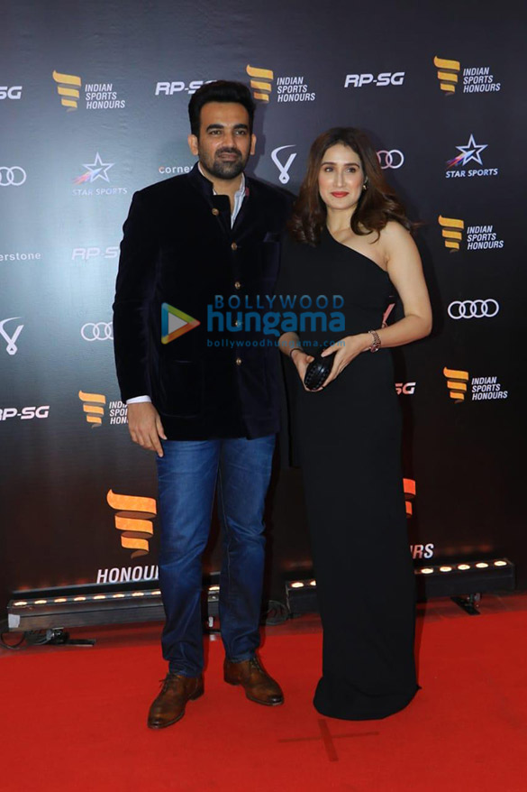 photos virat kohli anushka sharma and others snapped at indian sports honors 2019 012 6