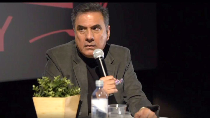 “Shah Rukh Khan is A GREAT FUN, Night Buddy, A Wonderful Guy”: Boman Irani | Rapid Fire “Shah Rukh Khan is A GREAT FUN, Night Buddy, A Wonderful Guy”: Boman Irani | Rapid Fire