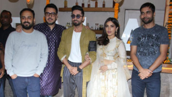 Ayushmann Khurrana, Bhumi Pednekar & others celebrate Diwali | Bala Team