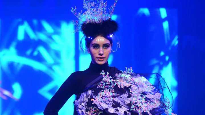 Neil Nitin Mukesh, Warina Hussain on ramp tech Fashion tour | Part 1