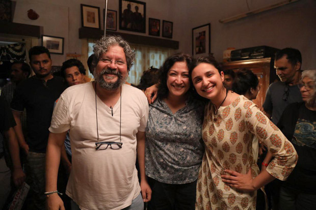 Parineeti Chopra celebrates her birthday on the sets of Saina Nehwal biopic Parineeti Chopra celebrates her birthday on the sets of Saina Nehwal biopic