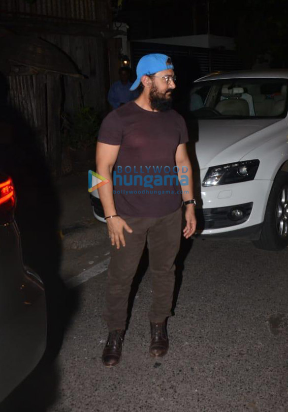 photos aamir khan snapped at rekhas birthday celebration at her residence 2