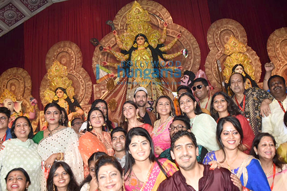 Photos: Alia Bhatt, Hrithik Roshan and others snapped during Durga pandal darshan Photos: Alia Bhatt, Hrithik Roshan and others snapped during Durga pandal darshan