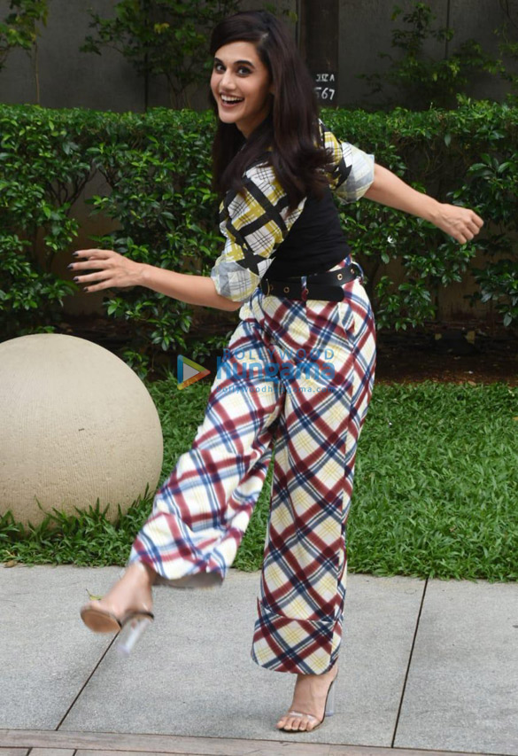 photos bhumi pednekar and taapsee pannu snapped promoting their film saand ki aankh 2