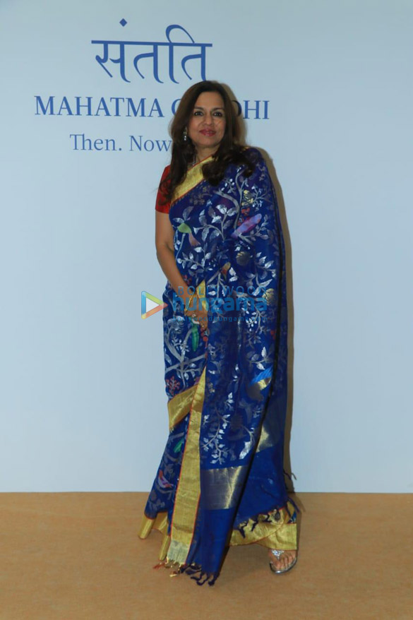 photos celebs attend an exhibition at national gallery of modern art 5