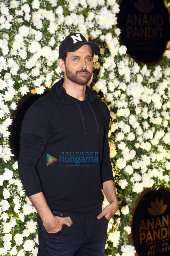 photos celebs grace anand pandit diwali bash2 2
