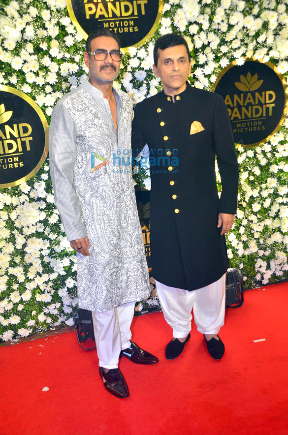 photos celebs grace anand pandits diwali bash 1
