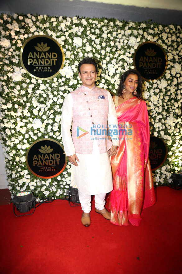 photos celebs grace anand pandits diwali bash5 5