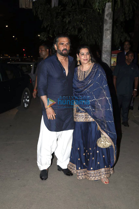 photos celebs grace bachchans diwali bash 27