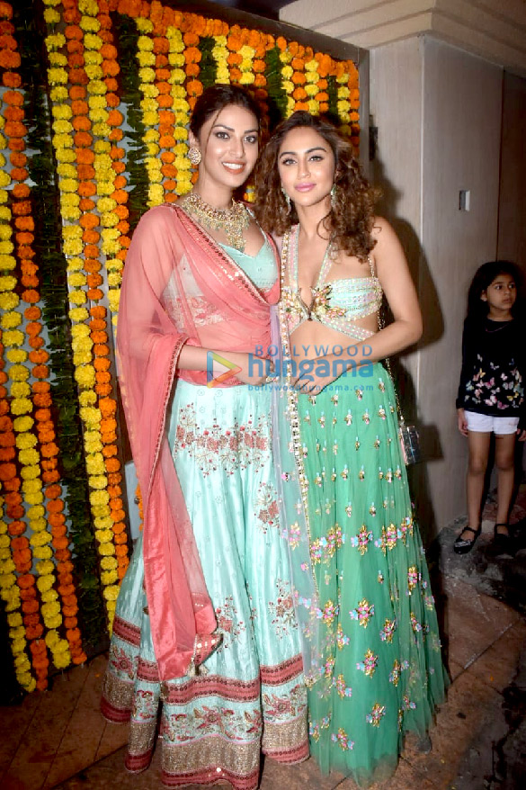 photos celebs grace ekta kapoors diwali bash 4
