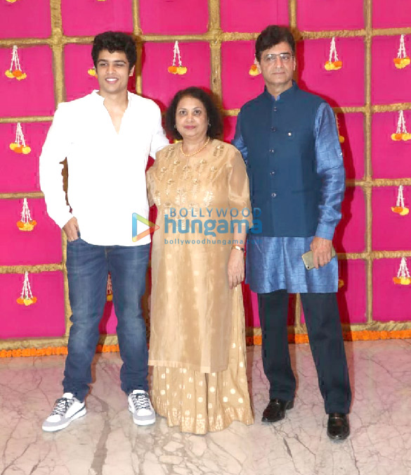 photos celebs grace krishan kumars diwali bash 22