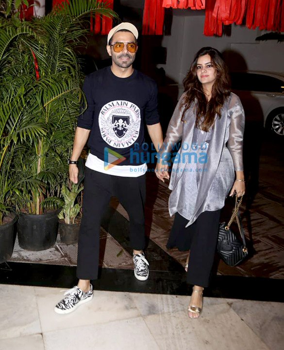 photos celebs grace manish malhotras diwali bash 8