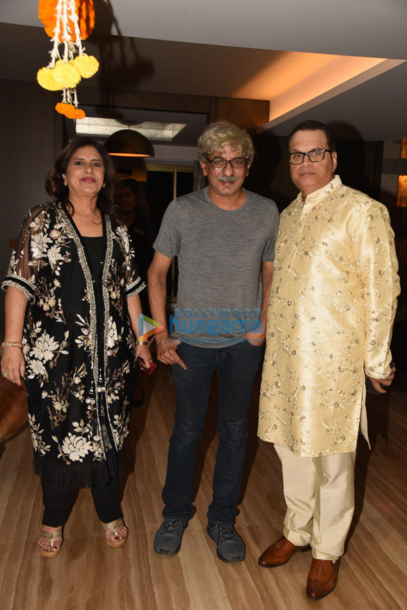 photos celebs grace ramesh s tauranis diwali bash 012121 8