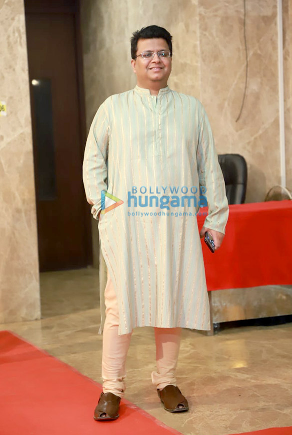 photos celebs grace ramesh s tauranis diwali bash 12