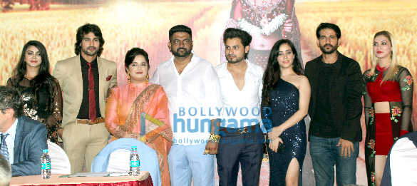 photos celebs grace mahurat of hindi film mahi 3