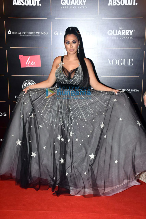 photos celebs grace the vogue women of the year awards 20193 11