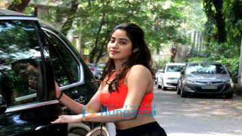 Photos: Janhvi Kapoor spotted at the gym in Bandra