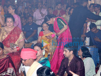 Photos: Kajol snapped with mom Tanuja celebrating Durja Puja
