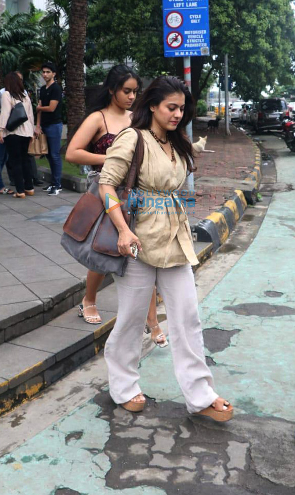 photos kajol spotted with daughter nysa at yauatcha in bkc 6