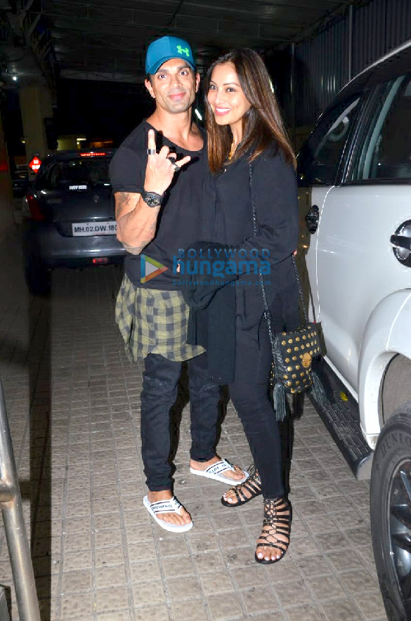 photos karan singh grover and bipasha basu spotted at juhu pvr 2